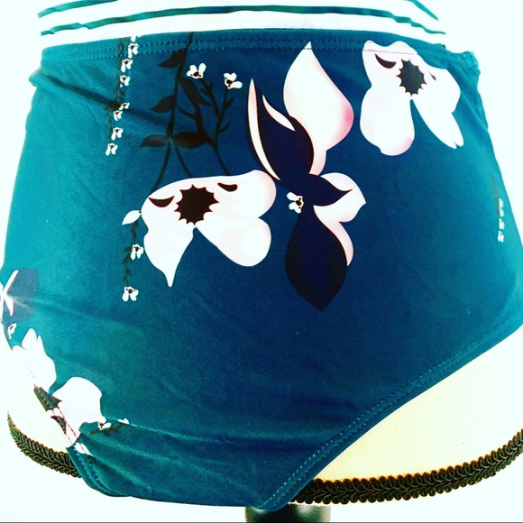 Molybell Womens One Piece Swimsuit Green Floral M - Picture 3 of 16